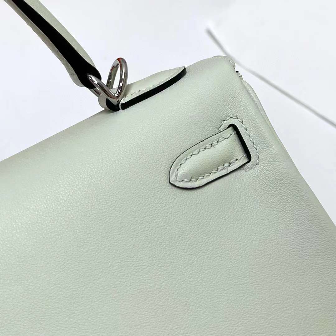 Hermès（爱马仕）Kelly 凯莉包 Swift 0S  银扣 25cm 全手工蜡线缝制 Phw