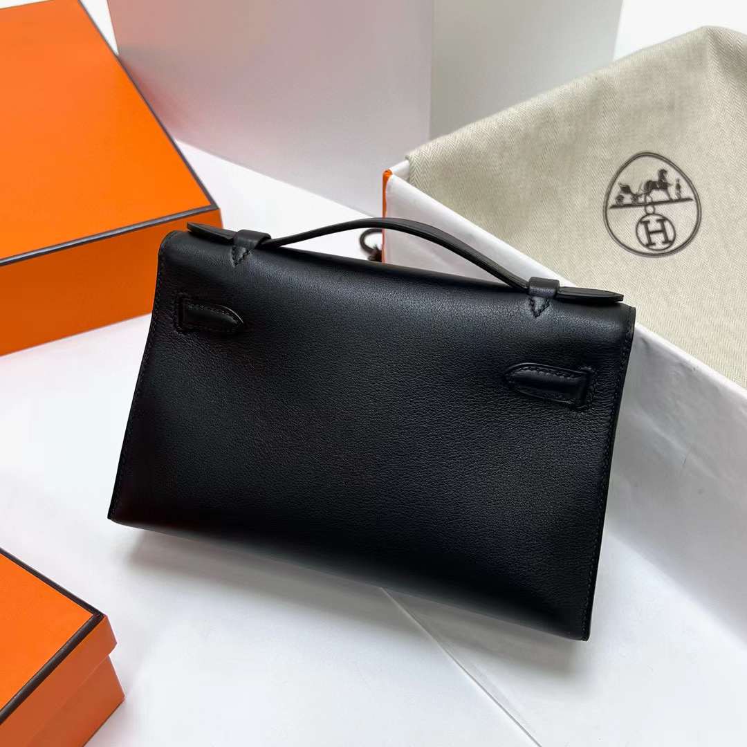 Hermès（爱马仕）Mini Kelly Pochette Swift Ck89 黑色 银扣 22cm 全手工蜡线缝制 Phw