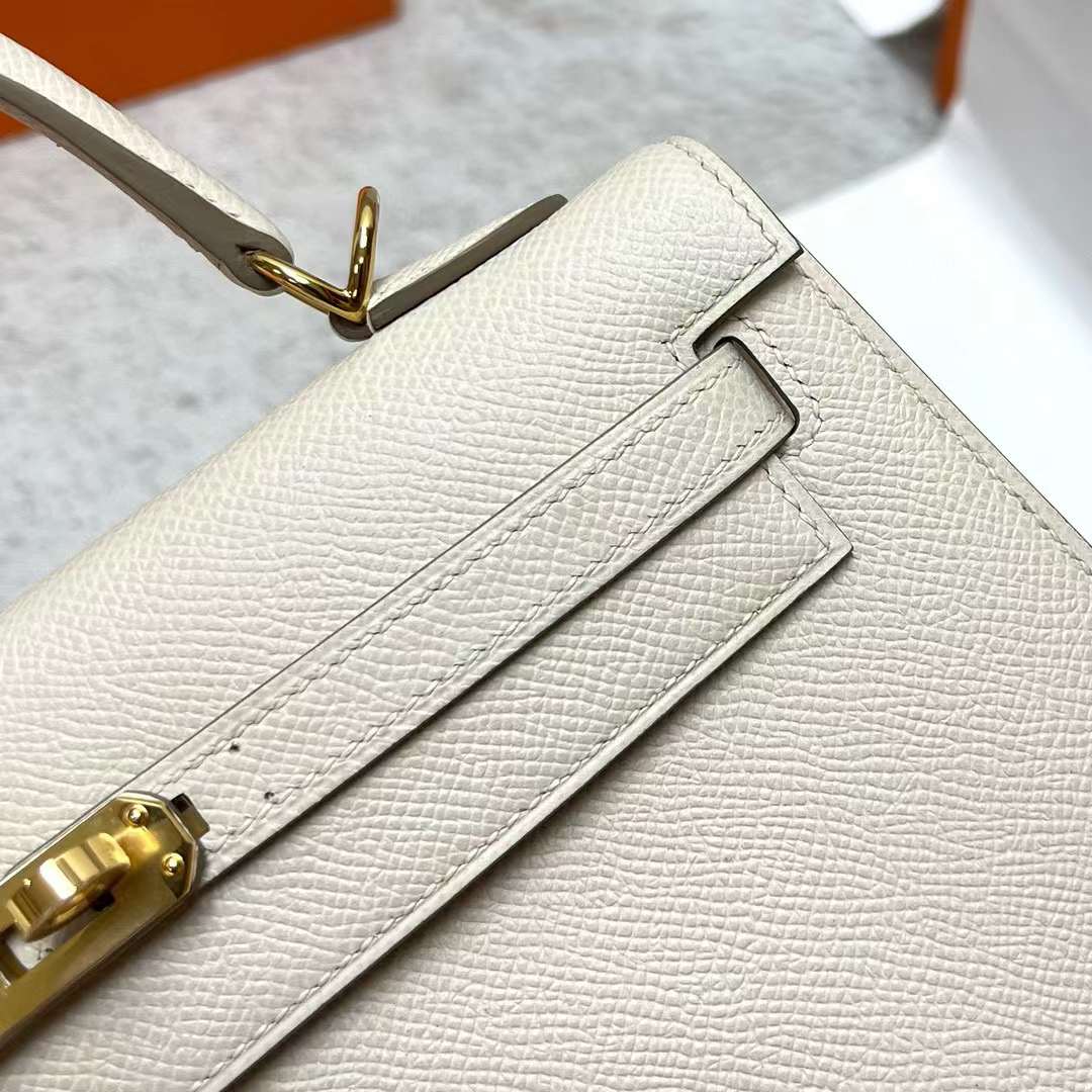 Hermès（爱马仕）Kelly 凯莉包 Epsom Ck10 奶昔白 金扣 25cm 全手工蜡线缝制 Ghw