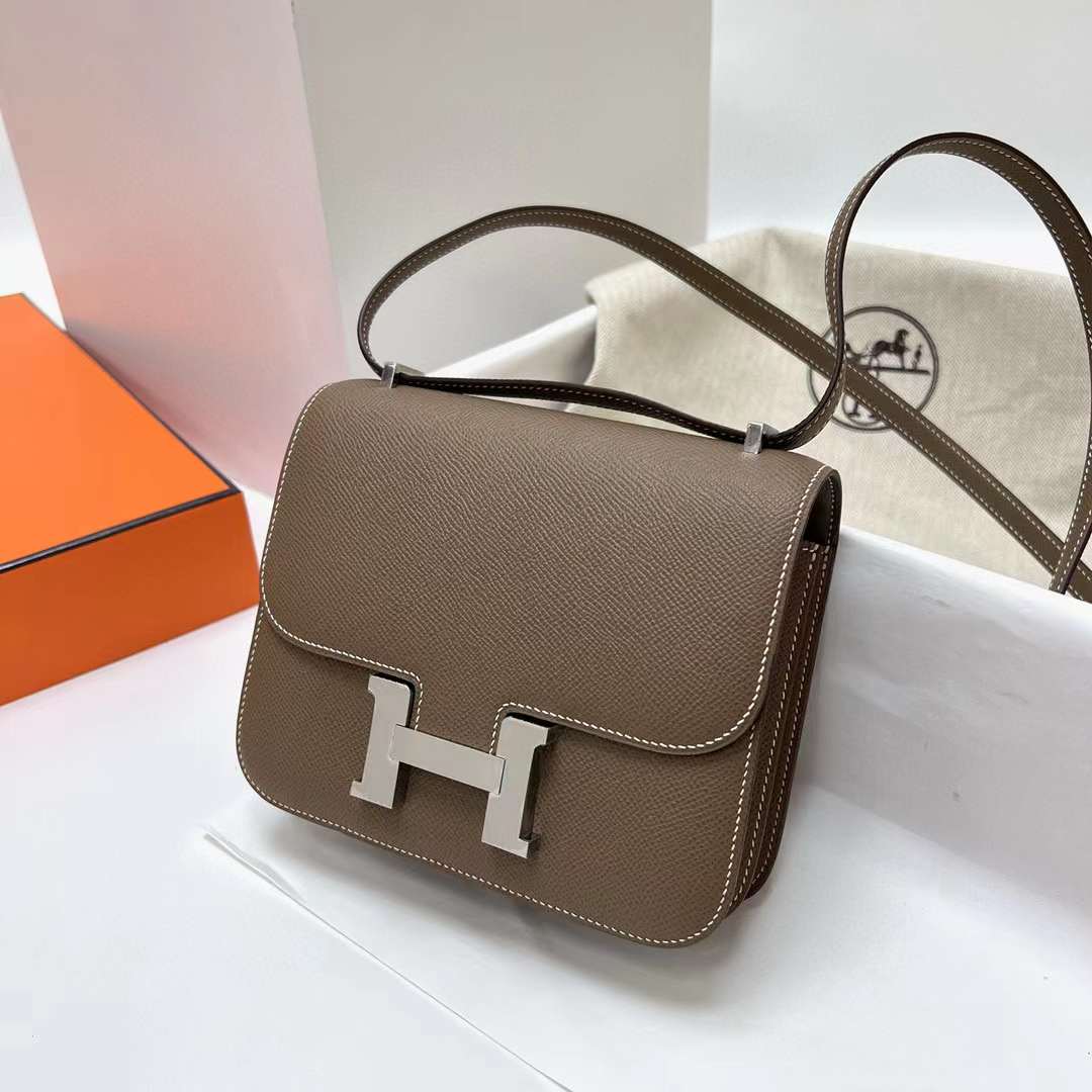Hermès（爱马仕）Constance 空姐包 Epsom Ck18 大象灰 银扣 19cm 全手工蜡线缝制 Phw