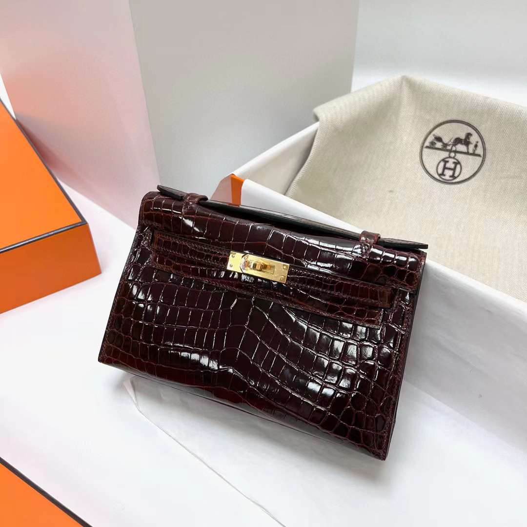 Hermès（爱马仕）Mini Kelly Pochette 亮面尼罗鳄鱼 Shiny nilo crocodile cc31 蜜糖棕 金扣 22cm 全手工蜡线缝制 Ghw