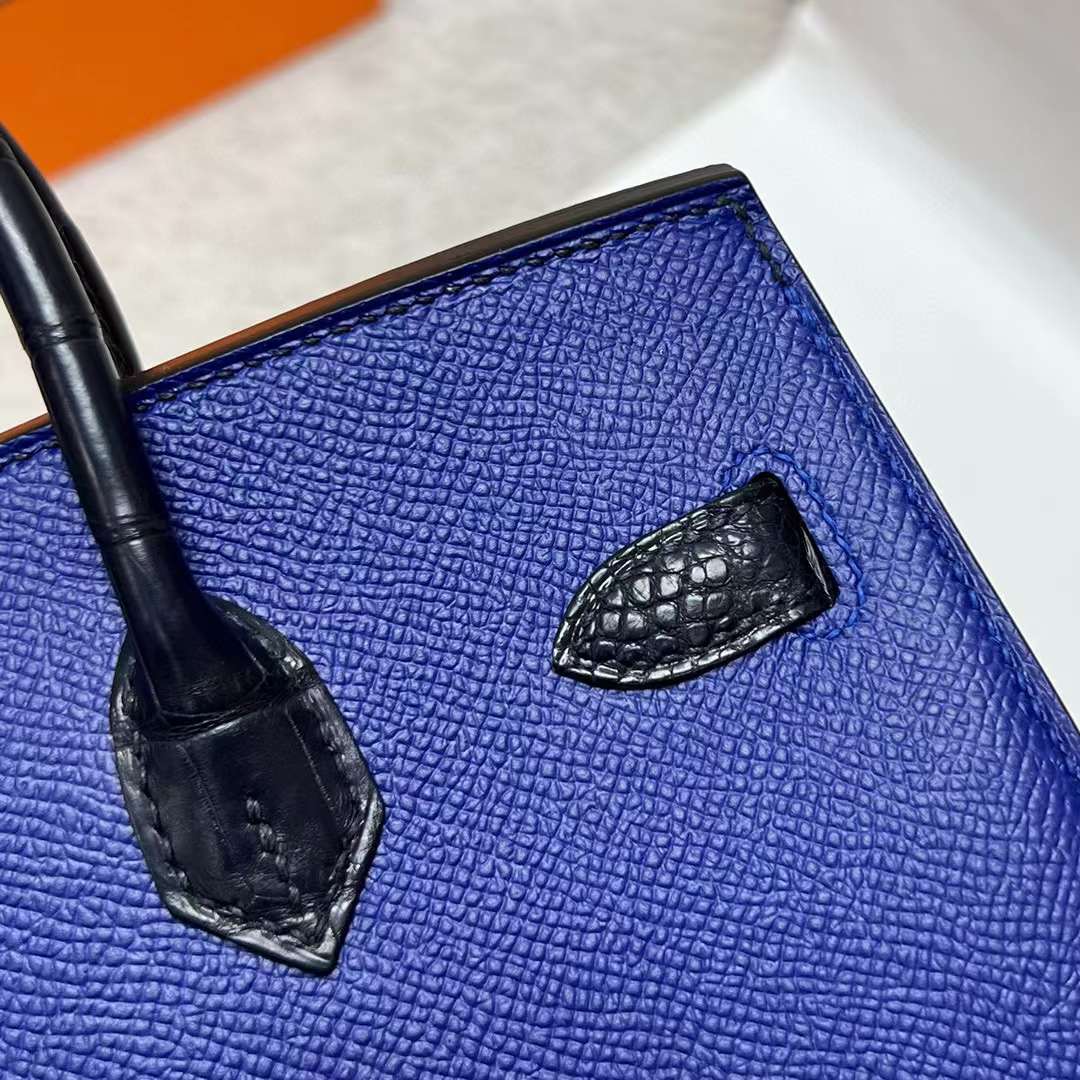 Hermès（爱马仕）Birkin 铂金包 限量版 蓝色小房子 银扣 20cm 全手工蜡线缝制 Phw