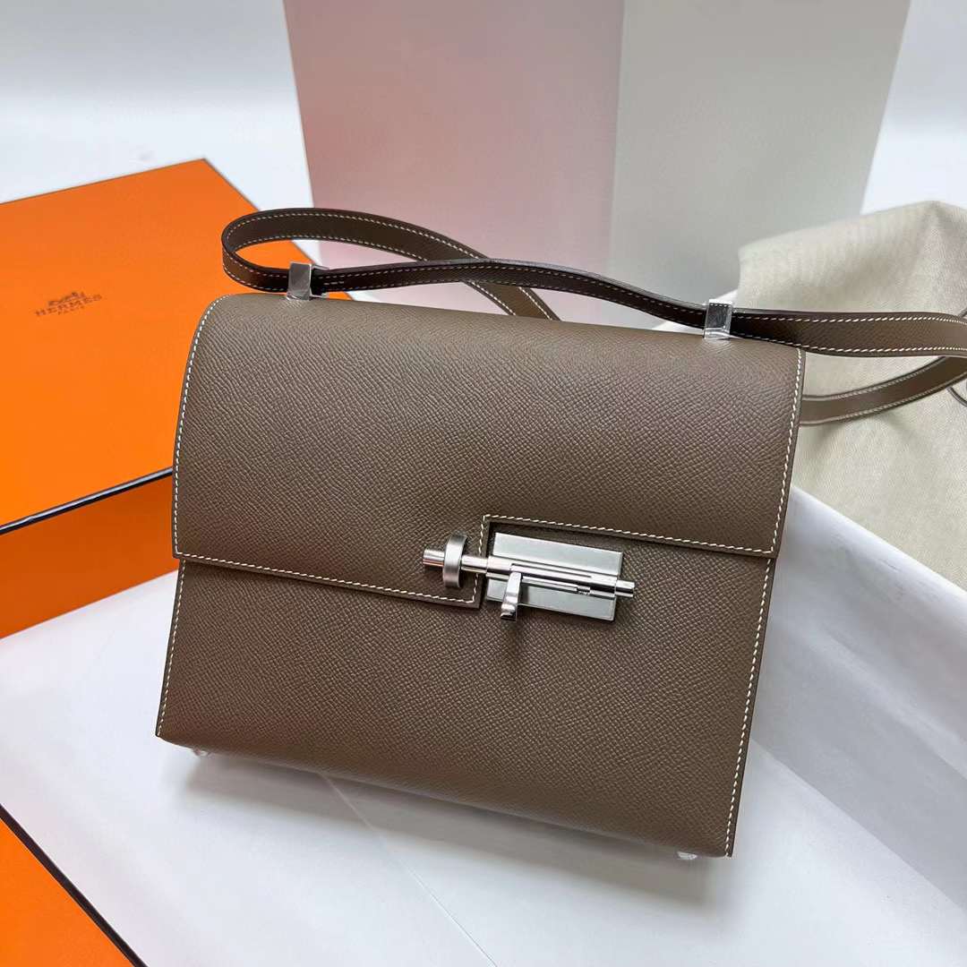 Hermès（爱马仕）Verrou 机枪包 Epsom Ck18 大象灰 银扣 21cm 全手工蜡线缝制 Phw