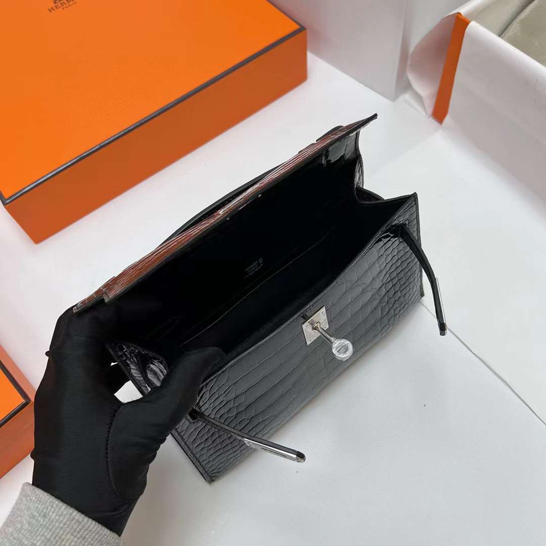 Hermès（爱马仕）Mini Kelly Pochette 亮面美洲鳄鱼 Shiny alligator crocodile ck89 黑色 银扣 22cm 全手工蜡线缝制 Phw