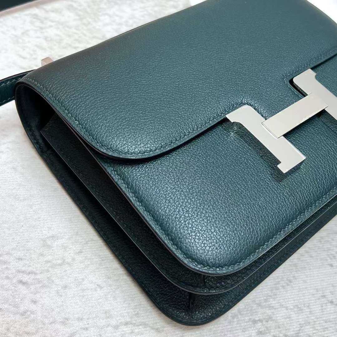 Hermès（爱马仕）Constance 康斯坦斯 Evercolor 6O 松柏绿 银扣 19cm 全手工蜡线缝制 Phw