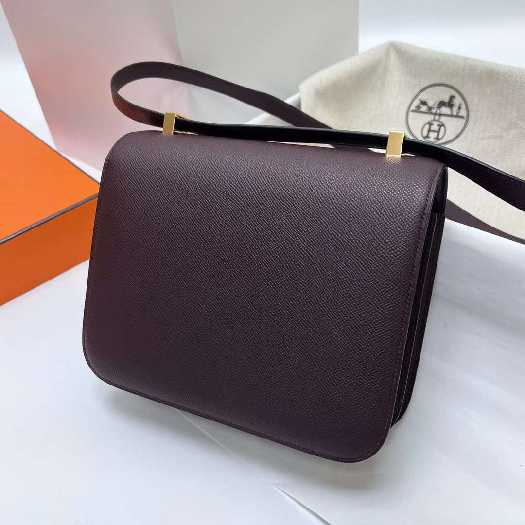 Hermès（爱马仕）Constance 空姐包 Epsom 0G 马鞍红 金扣 24cm 全手工蜡线缝制 Ghw
