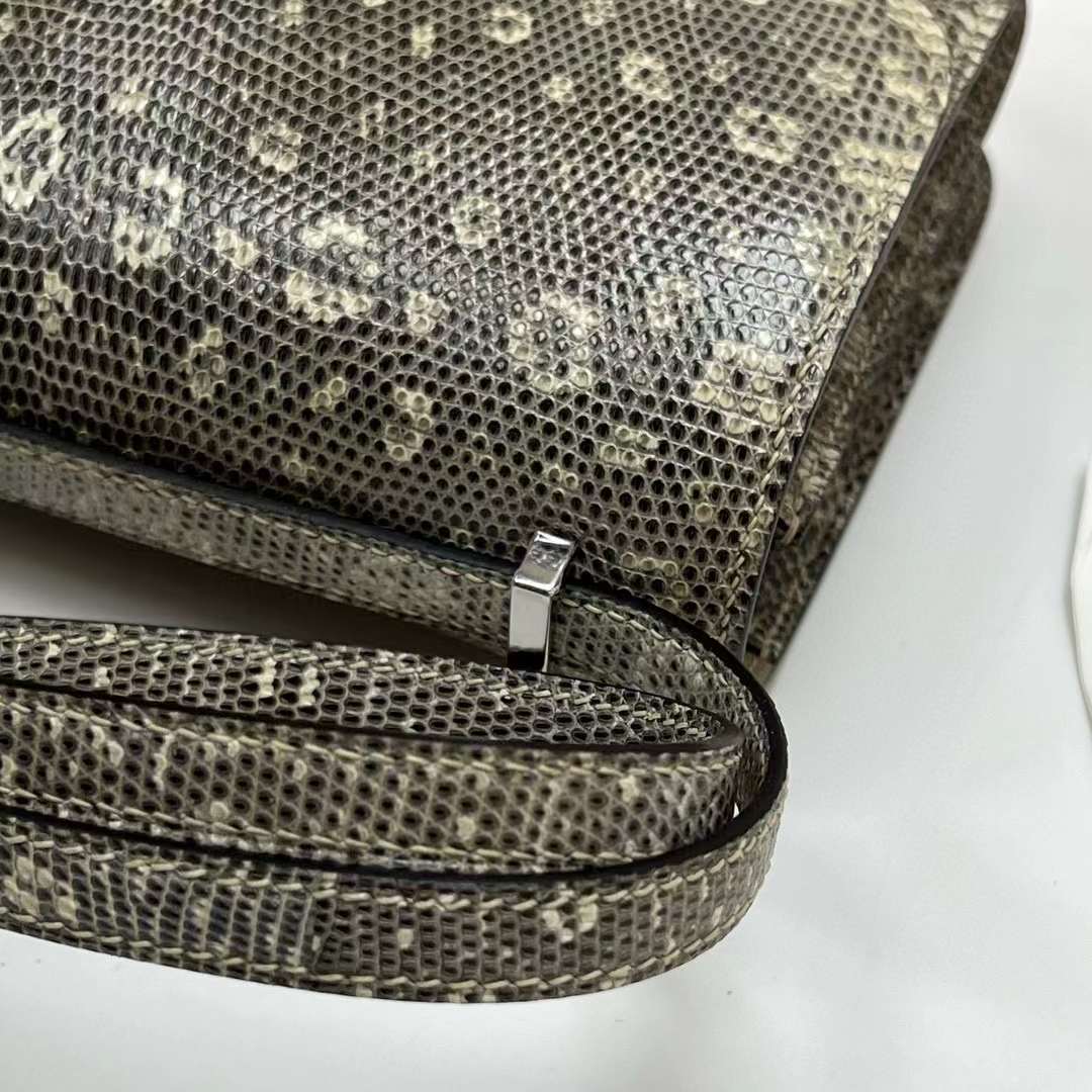 Hermès（爱马仕）Constance 康康 Lizard 进口蜥蜴皮 自然色 银扣 19cm 全手工蜡线缝制 Ghw