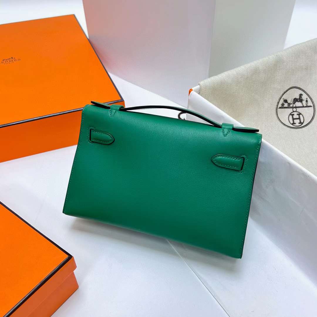 Hermès（爱马仕）Mini Kelly Pochette Swift U4 丝绒绿 金扣 22cm 全手工蜡线缝制 Ghw