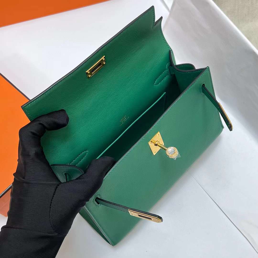Hermès（爱马仕）Mini Kelly Pochette Swift U4 丝绒绿 金扣 22cm 全手工蜡线缝制 Ghw