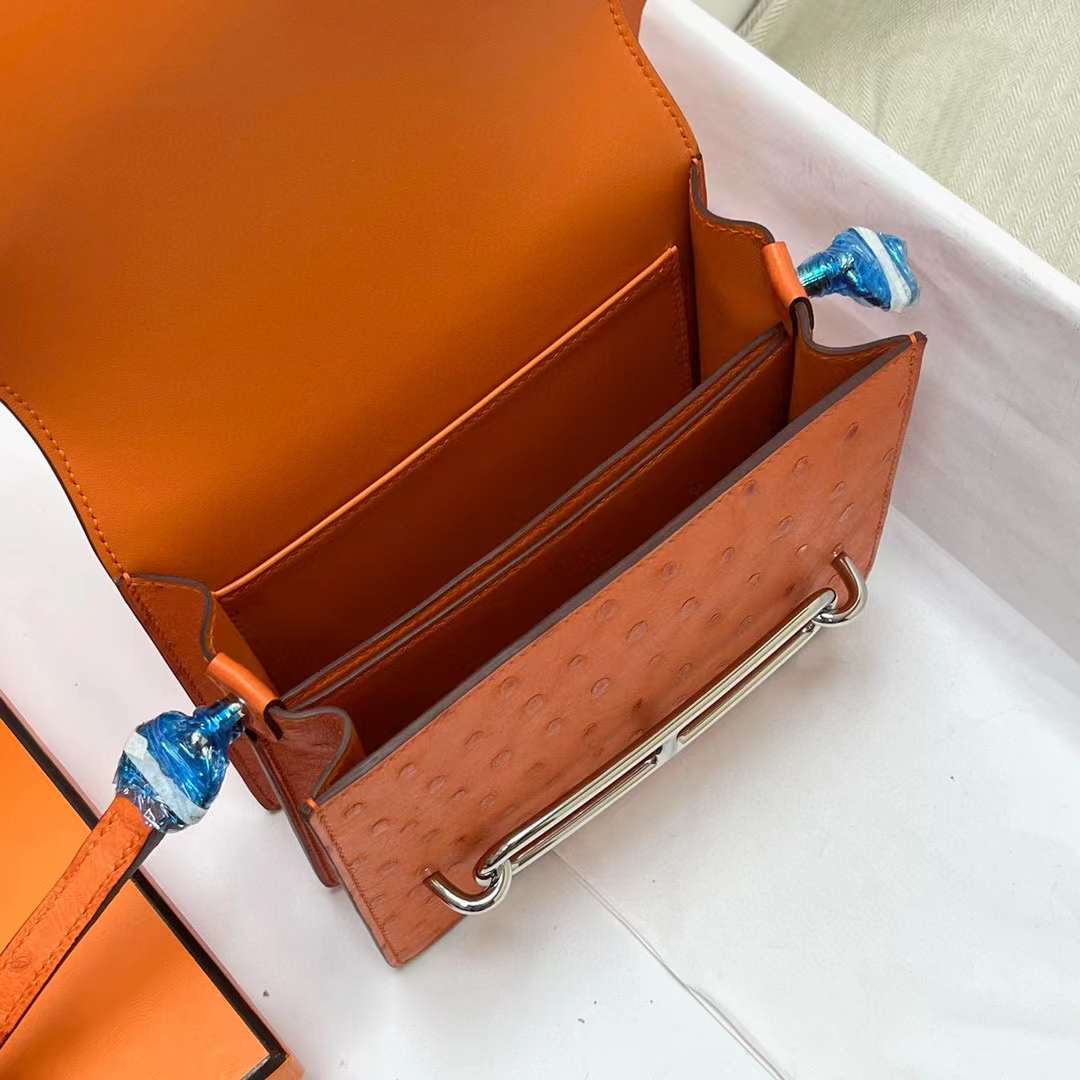 Hermès（爱马仕）Roulis 猪鼻子 Ostrich 进口鸵鸟皮 9J 火焰橙 银扣 18cm 全手工蜡线缝制