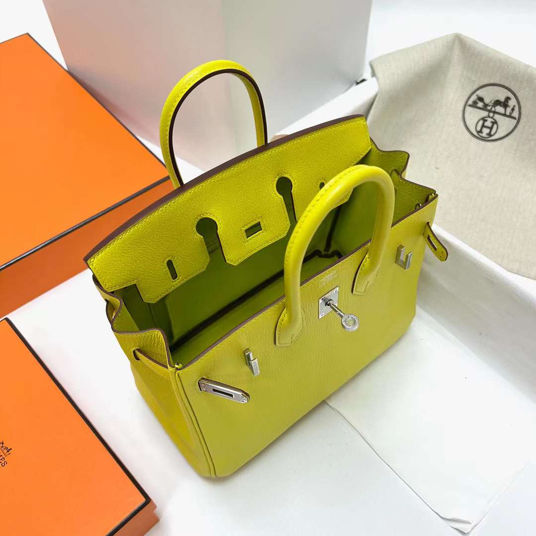 Hermès（爱马仕）Birkin 铂金包 Chevre 进口山羊皮 9R 柠檬黄 银扣 25cm 全手工蜡线缝制 Phw