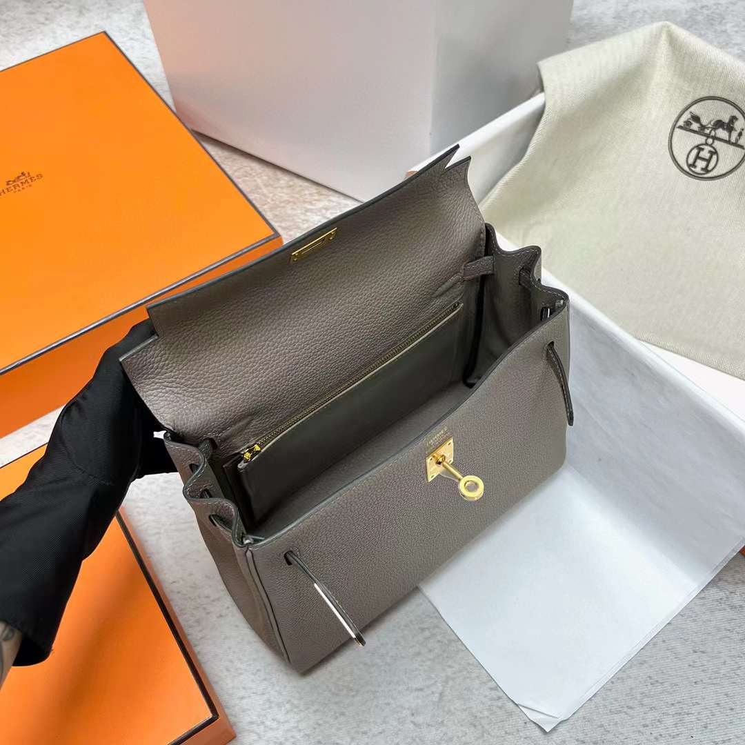 Hermès（爱马仕）Kelly 凯莉包 Togo皮 M8 沥青灰 金扣 25cm 全手工蜡线缝制 Ghw