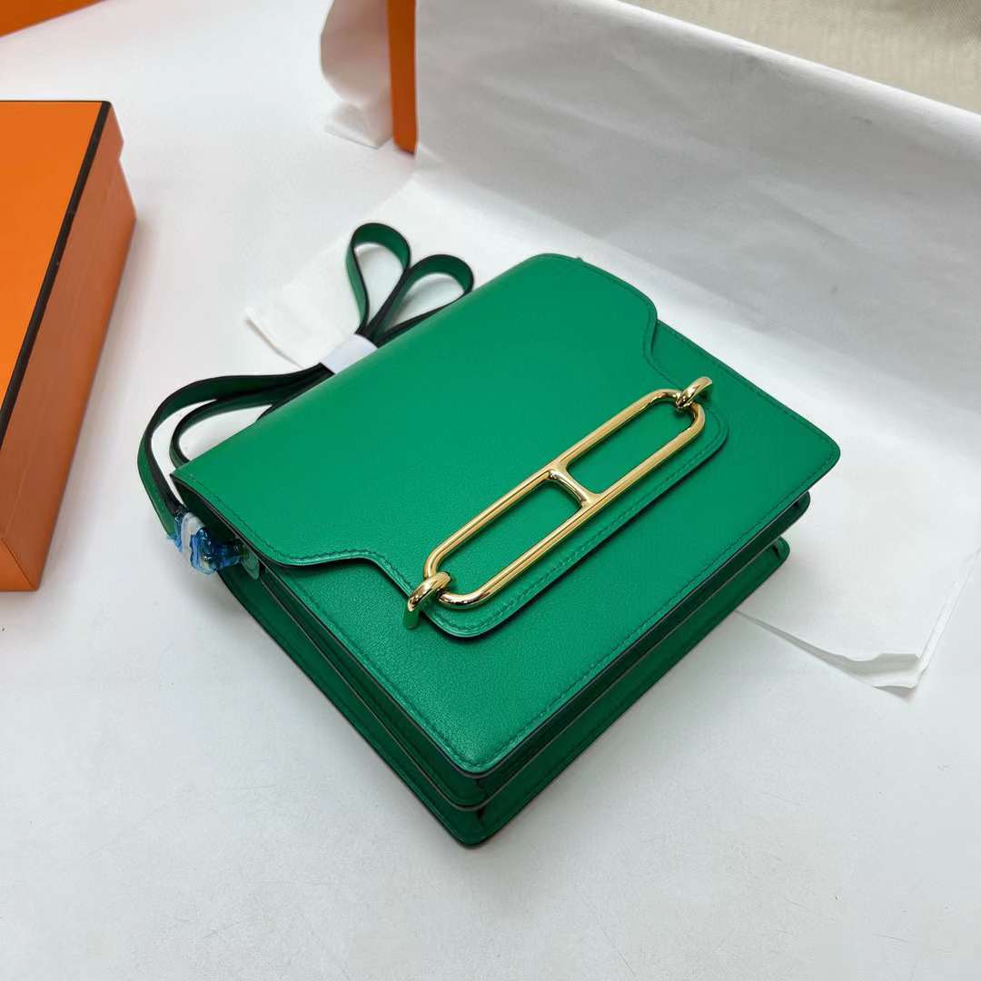 Hermès（爱马仕）Roulis 猪鼻子 Evercolor 6W 薄荷绿 浅金扣 18cm 全手工蜡线缝制