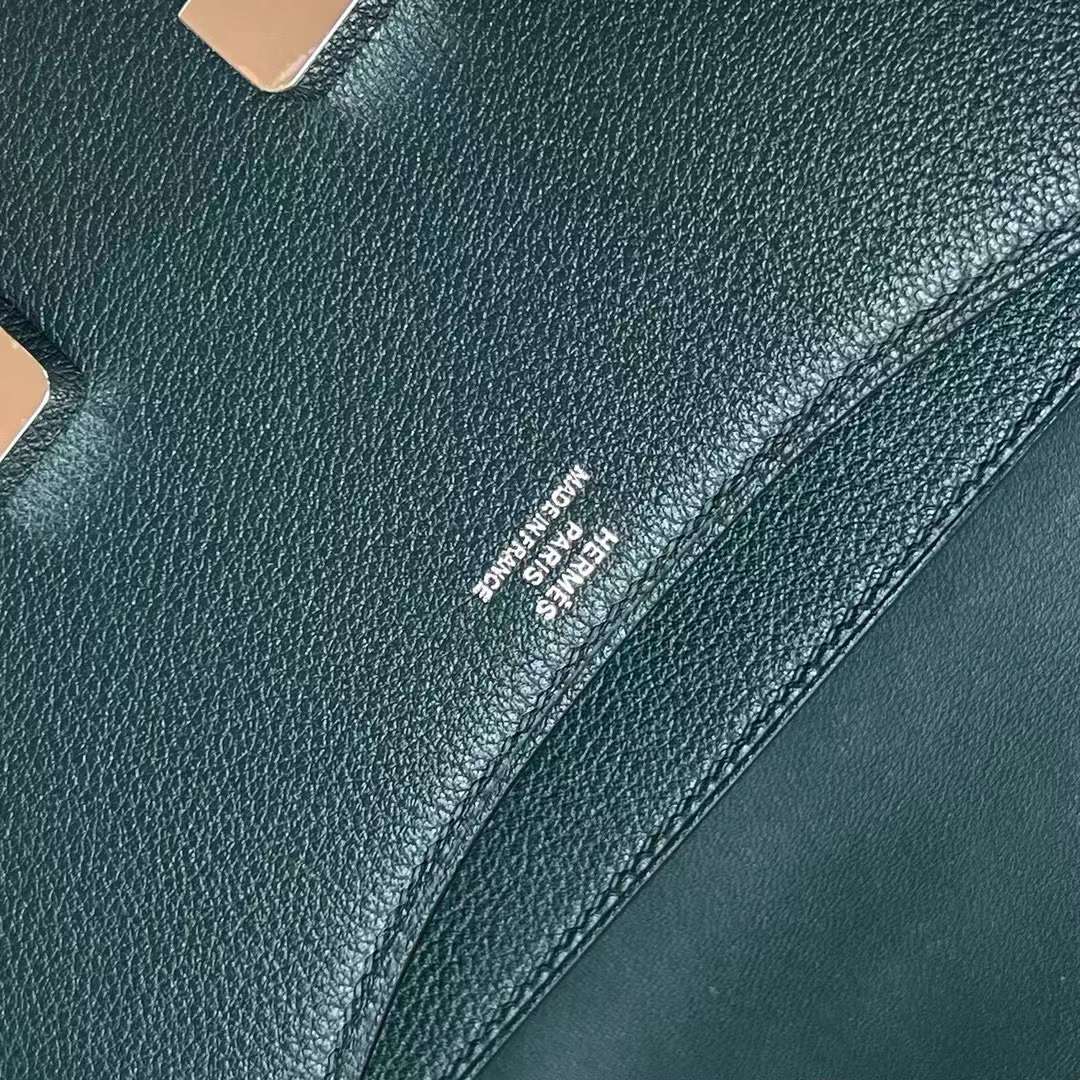 Hermès（爱马仕）Constance 康斯坦斯 Evercolor 6O 松柏绿 银扣 19cm 全手工蜡线缝制 Phw