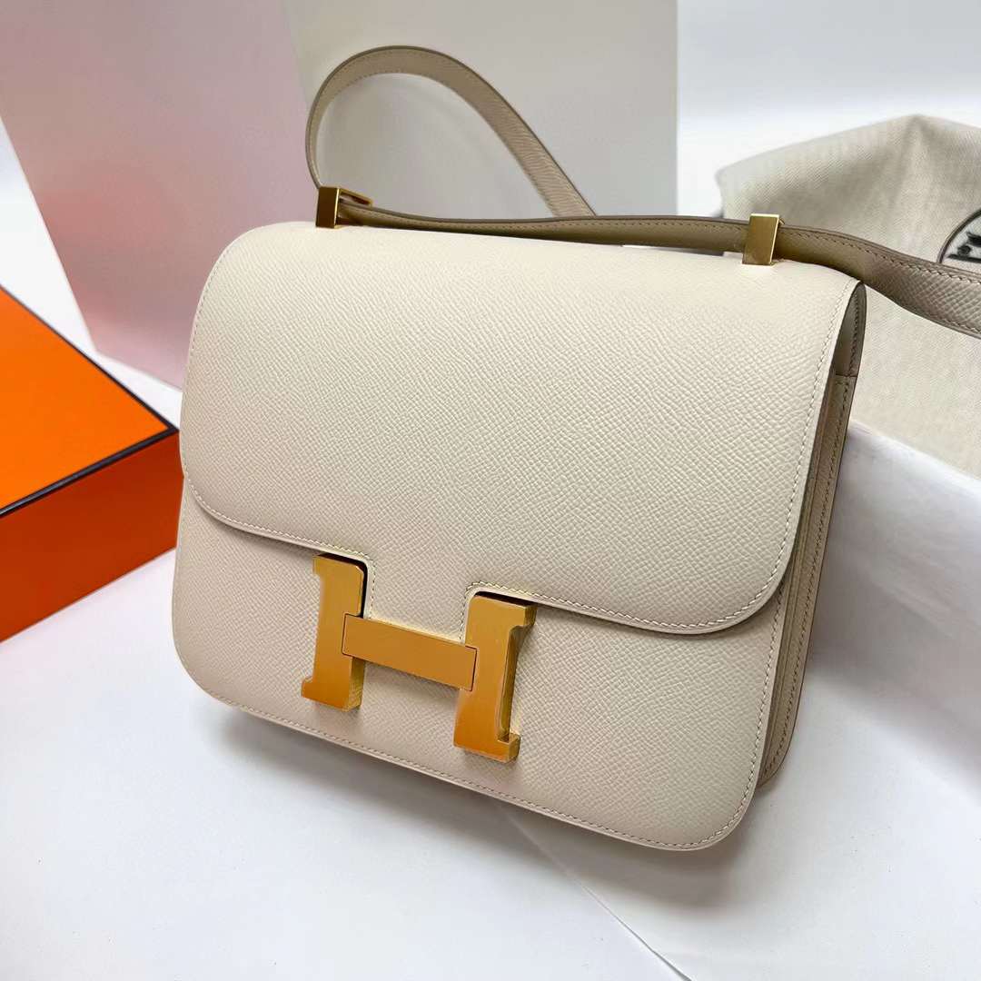Hermès（爱马仕）Constance 空姐包 Epsom Ck10 奶昔白 金扣 24cm 全手工蜡线缝制 Ghw
