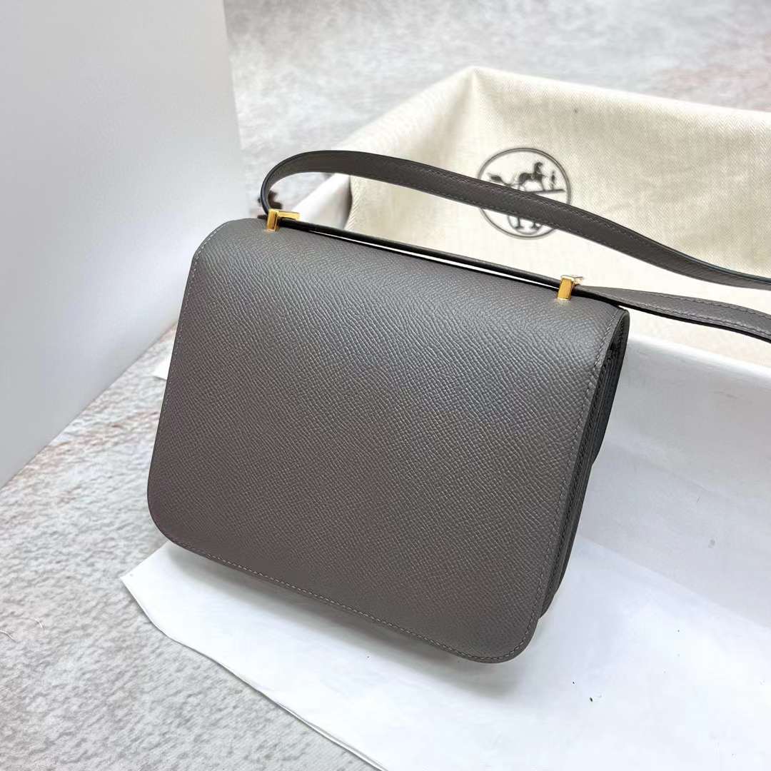 Hermès（爱马仕）Constance 康斯坦斯 Epsom 0L 积雨云灰 金扣 19cm 全手工蜡线缝制 Ghw