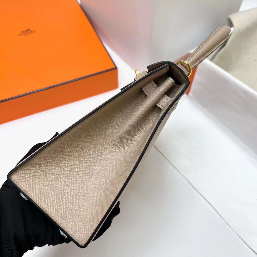 Hermès（爱马仕）Kelly 凯莉包 Epsom 2S 风衣灰 金扣 25cm 全手工蜡线缝制 Ghw