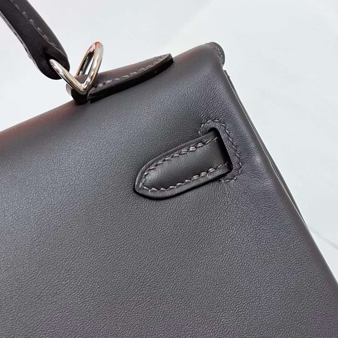 Hermès（爱马仕）Kelly 凯莉包 Swift 8F 锡器灰 银扣 25cm 全手工蜡线缝制 Phw