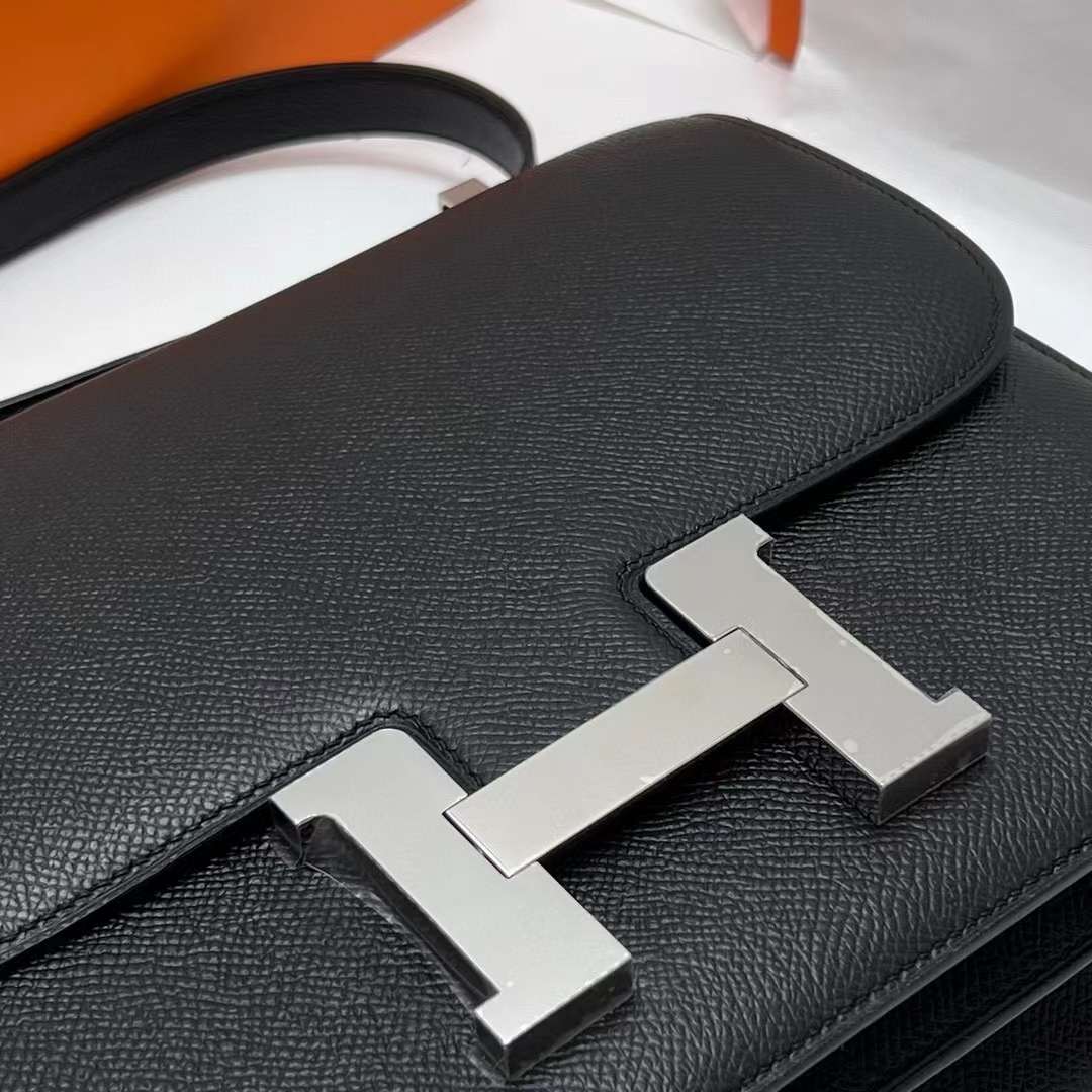 Hermès（爱马仕）Constance 空姐包 Epsom Ck89 黑色 银扣 24cm 全手工蜡线缝制 Phw