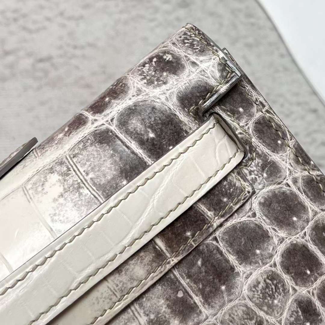 Hermès（爱马仕）Kelly cut 雾面鳄鱼皮 Himalayan 喜马拉雅 31cm 全手工蜡线缝制 Phw
