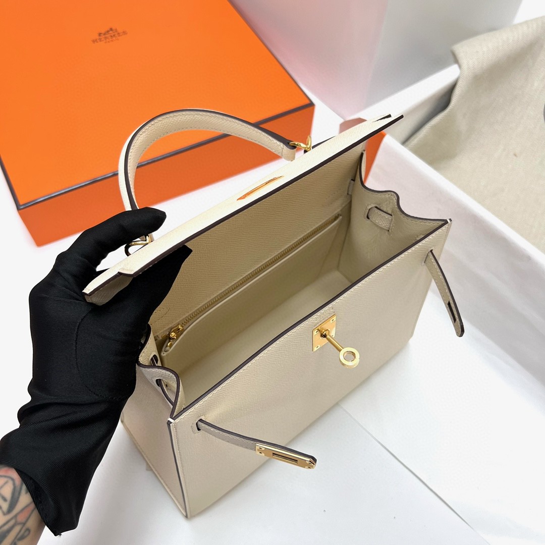 Hermès（爱马仕）Kelly 凯莉包 Epsom 掌纹皮 01 纯白 White 银扣 Phw 25cm 顶级手缝