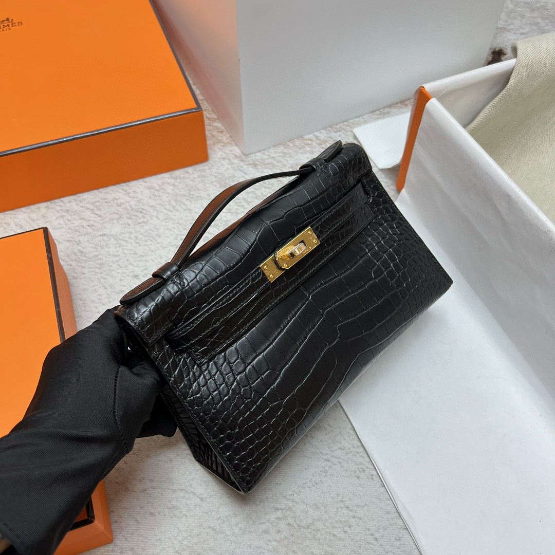 Hermès（爱马仕）Mini pochette Alligator matt 雾面鳄鱼皮 ck89 黑色 Noir 金扣 GHW 22cm 手拿包