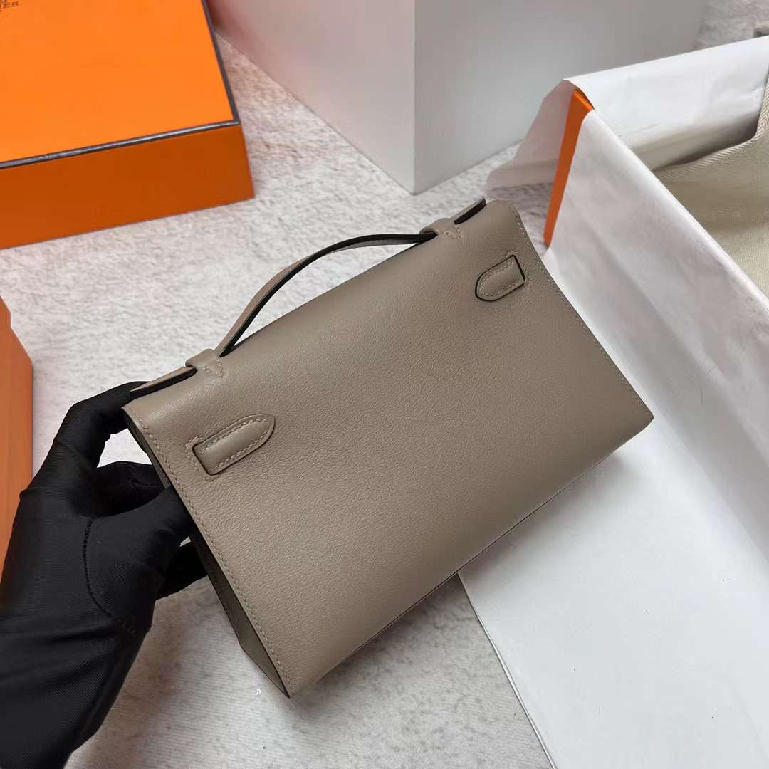 Hermès（爱马仕）Mini Kelly Pochette Swift M8 沥青灰 银扣 22cm 全手工蜡线缝制 Phw