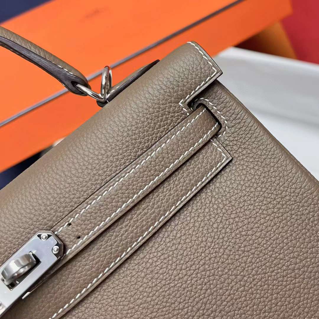 Hermès（爱马仕）Kelly 凯莉包 Togo Ck18 大象灰 银扣 25cm 全手工蜡线缝制 Phw