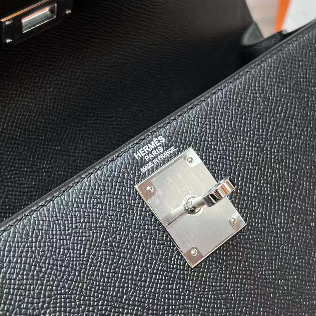 Hermès（爱马仕）Kelly 凯莉包 Epsom Ck89 黑色 银扣 28cm 全手工蜡线缝制 Ghw