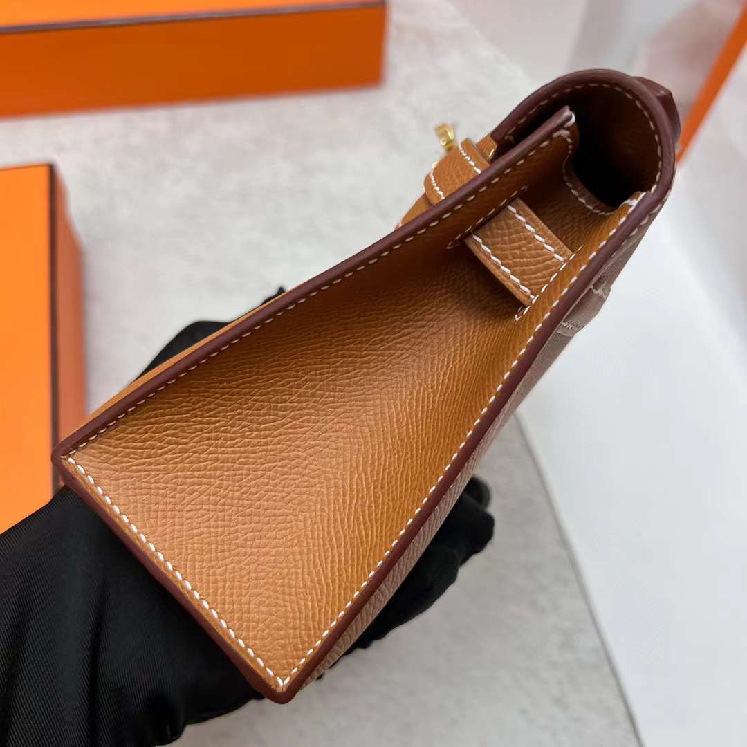 Hermès（爱马仕）Mini Kelly Pochette Epsom Ck37 金棕色 金扣 22cm 全手工蜡线缝制 Ghw