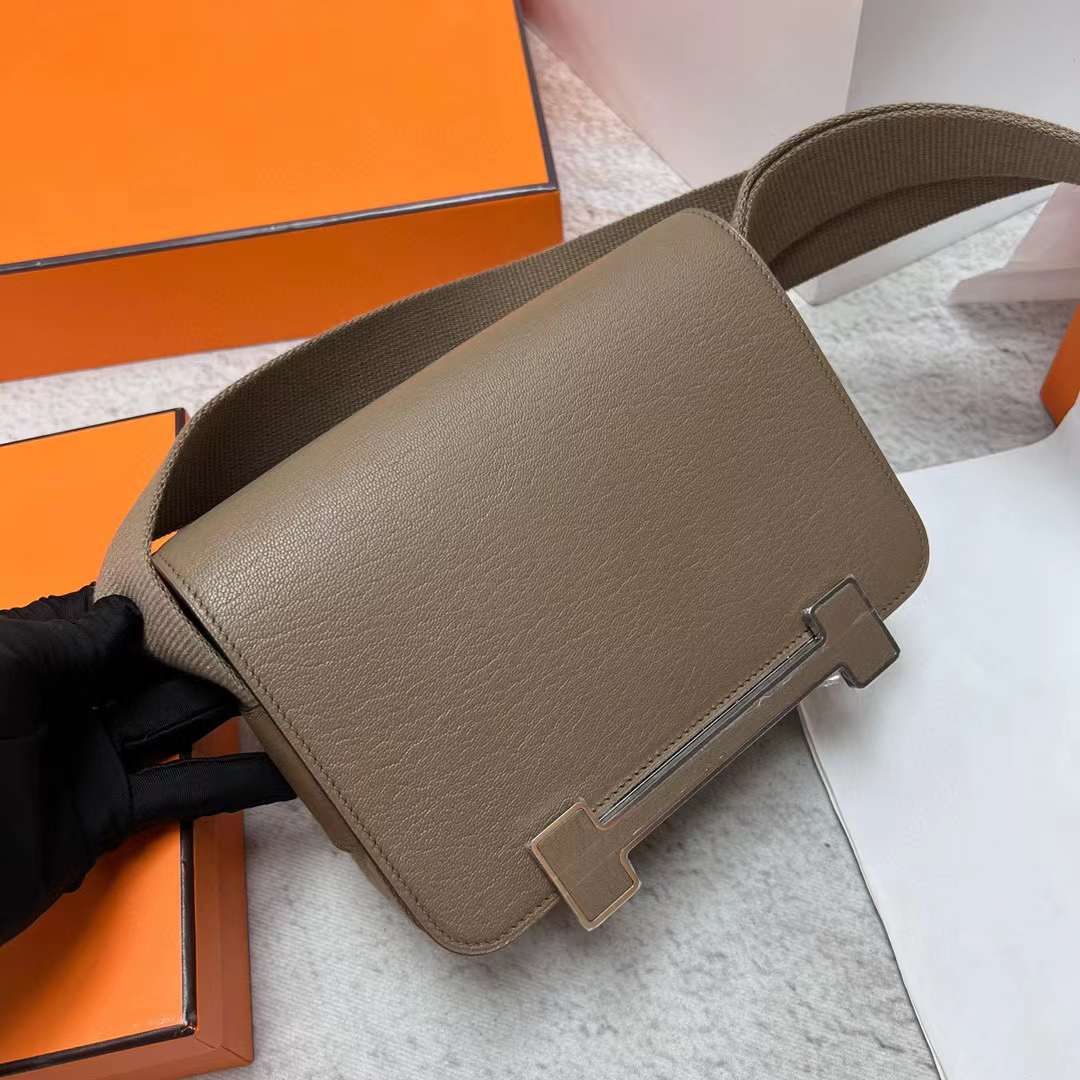 Hermès（爱马仕）Geta 木屐包 Chevre 进口山羊皮 Ck18 大象灰 银扣 20cm 全手工蜡线缝制 Ghw