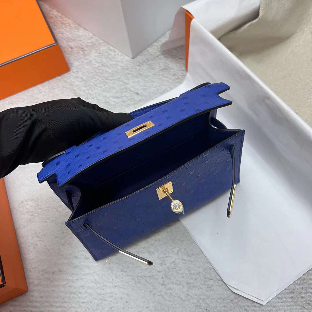 Hermès（爱马仕）Mini Kelly Pochette Ostrich 鸵鸟皮 7T 电光蓝 金扣 22cm 全手工蜡线缝制 Ghw