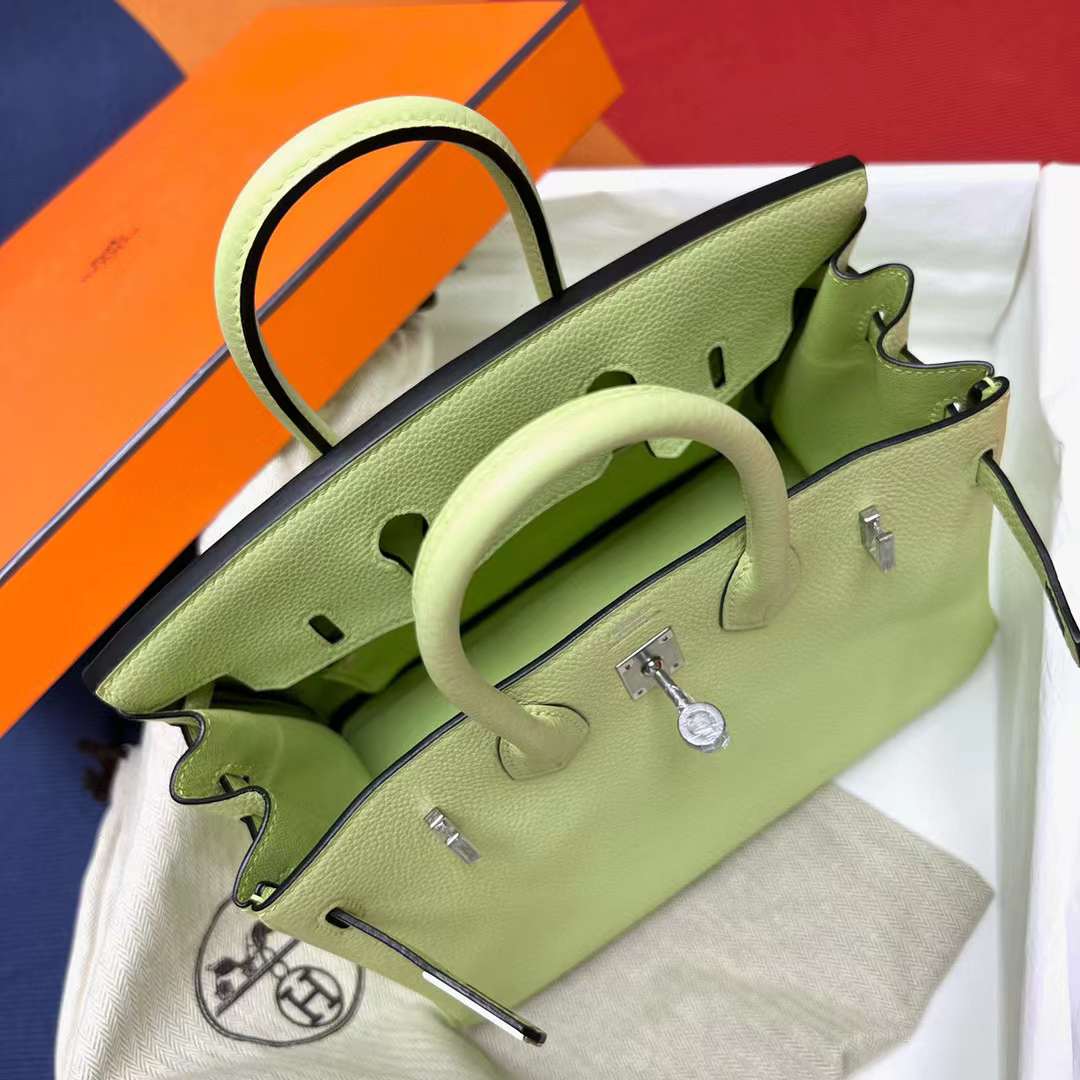 Hermès（爱马仕）Birkin 铂金包 Togo 御用原厂德国小牛皮 Y6 苦艾酒绿 Vert Absinthe 25cm 全手工蜡线缝制 Phw