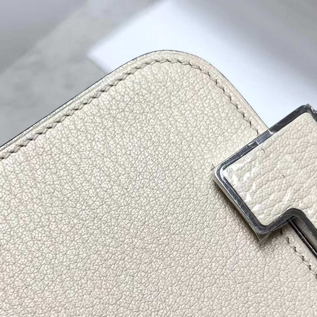 Hermès（爱马仕）Geta 木屐包 Chevre 进口山羊皮 I2 奶油白 银扣 20cm 全手工蜡线缝制 Phw