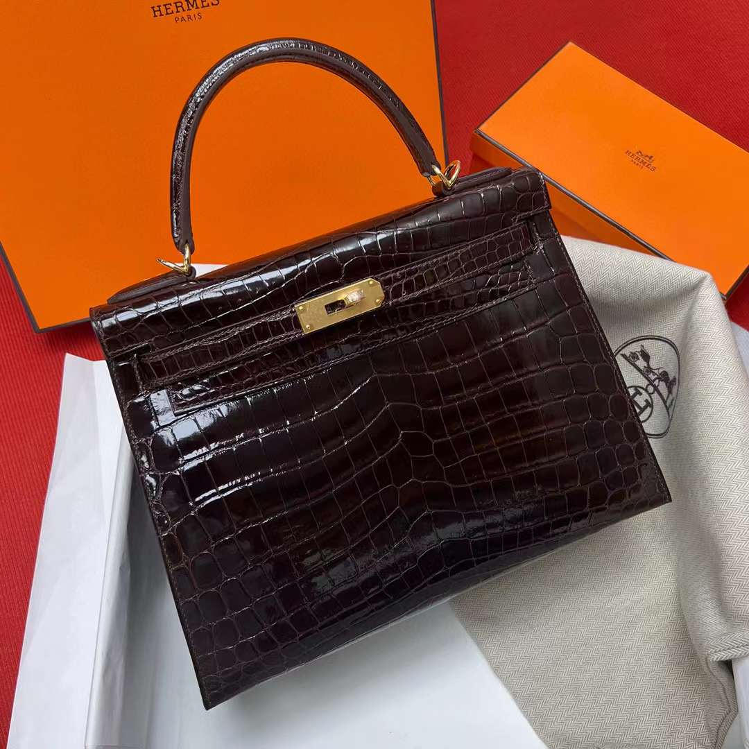 Hermès（爱马仕）Kelly 凯莉包 亮面尼罗鳄鱼皮 Shiny Nilo Crocodile 4A 咖啡色 金扣 28cm 全手工蜡线缝制 Ghw