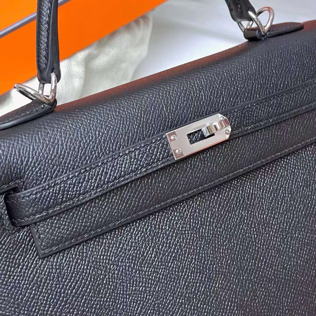 Hermès（爱马仕）Kelly 凯莉包 Epsom Ck89 黑色 银扣 25cm 全手工蜡线缝制 Phw