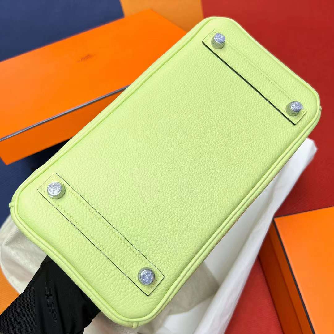 Hermès（爱马仕）Birkin 铂金包 Togo 御用原厂德国小牛皮 Y6 苦艾酒绿 Vert Absinthe 25cm 全手工蜡线缝制 Phw