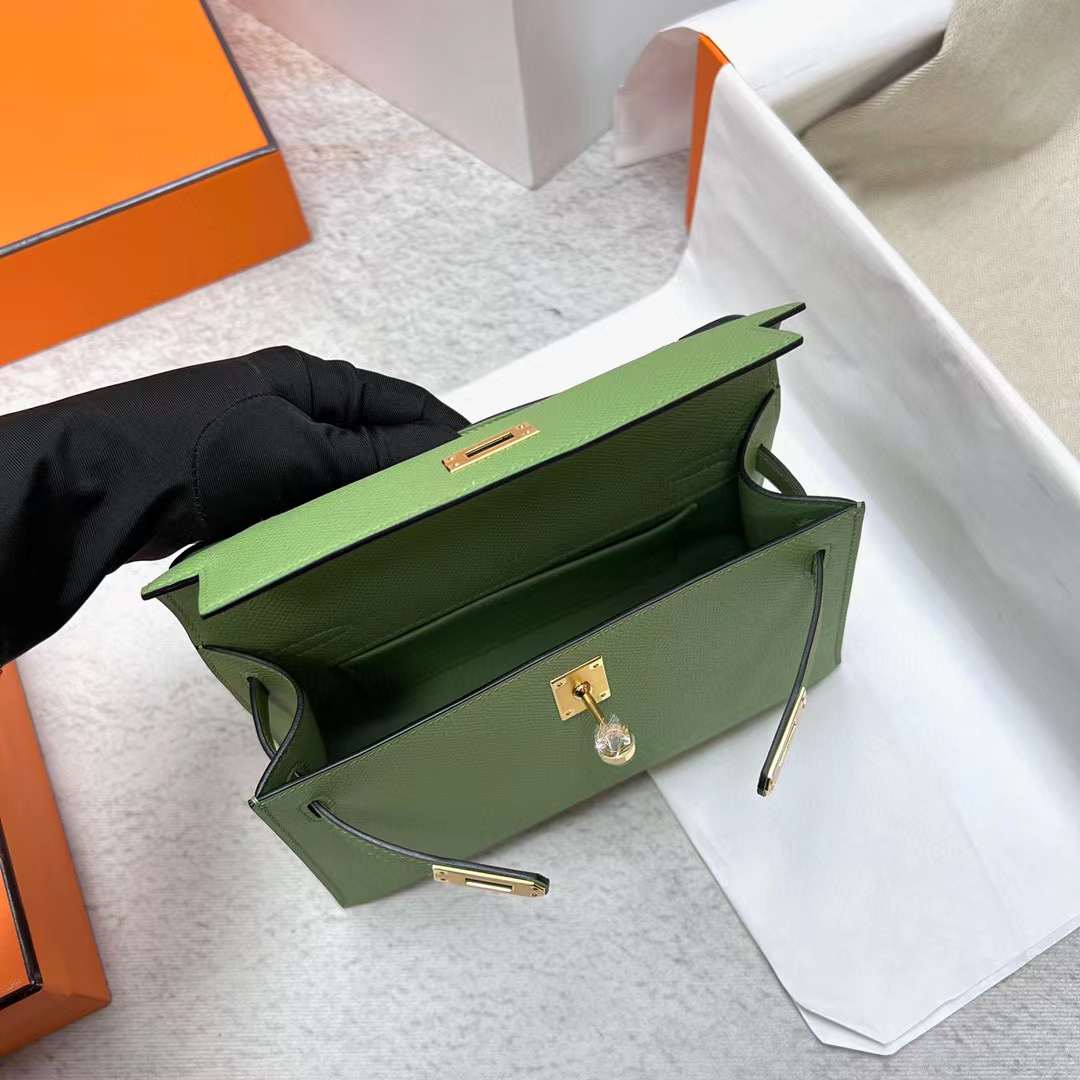 Hermès（爱马仕）Mini Kelly Pochette Epsom i3 牛油果绿 金扣 22cm 全手工蜡线缝制 Ghw