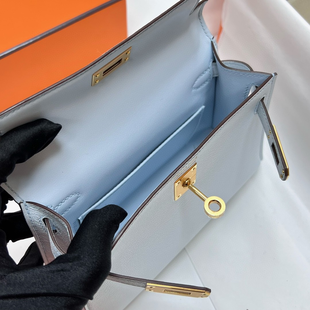Hermès（爱马仕）Mini kelly 迷你凯莉 chevre 山羊皮 T0 雾蓝色 金扣 GHW 19cm 顶级手缝