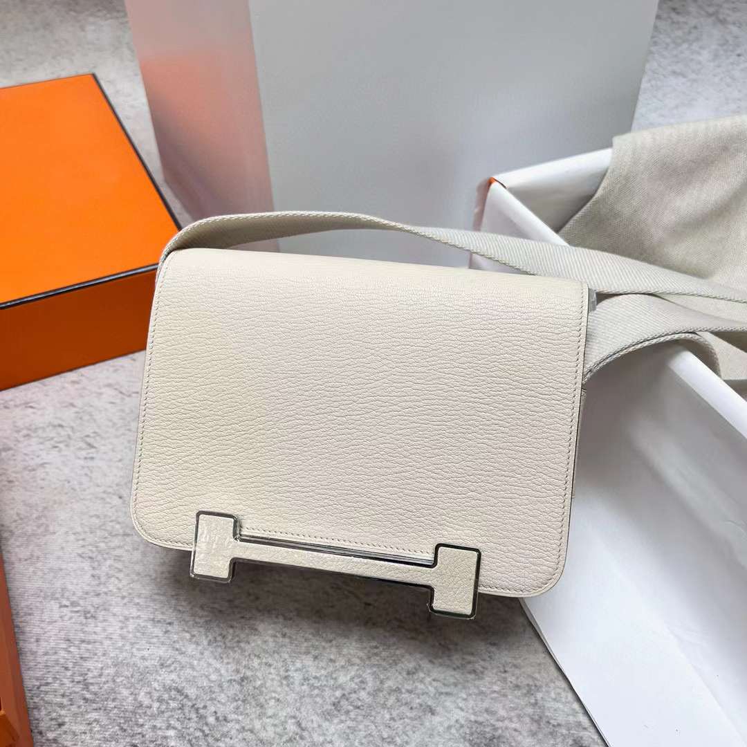 Hermès（爱马仕）Geta 木屐包 Chevre 进口山羊皮 I2 奶油白 银扣 20cm 全手工蜡线缝制 Phw