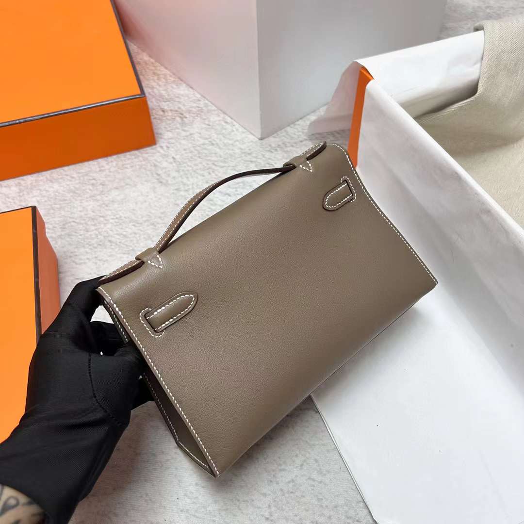 Hermès（爱马仕）Mini Kelly Pochette Swift Ck18 大象灰 金扣 22cm 全手工蜡线缝制 Ghw