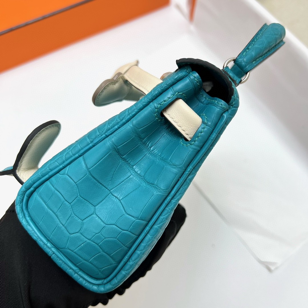 Hermès（爱马仕）Kelly doll Swift 拼 Alligator matt 雾面鳄鱼皮 孔雀蓝 blue paon 拼 奶油白 银扣 Phw 16cm 顶级手缝