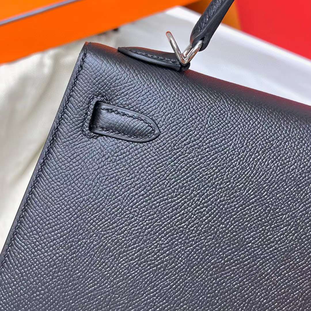 Hermès（爱马仕）Kelly 凯莉包 Epsom Ck89 黑色 银扣 25cm 全手工蜡线缝制 Phw