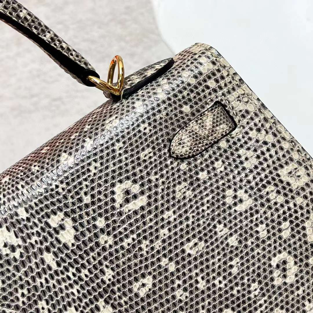 Hermès（爱马仕）Kelly 凯莉包 Lizard 进口蜥蜴皮 01 自然色 雪花色 金扣 25cm 全手工蜡线缝制 Phw