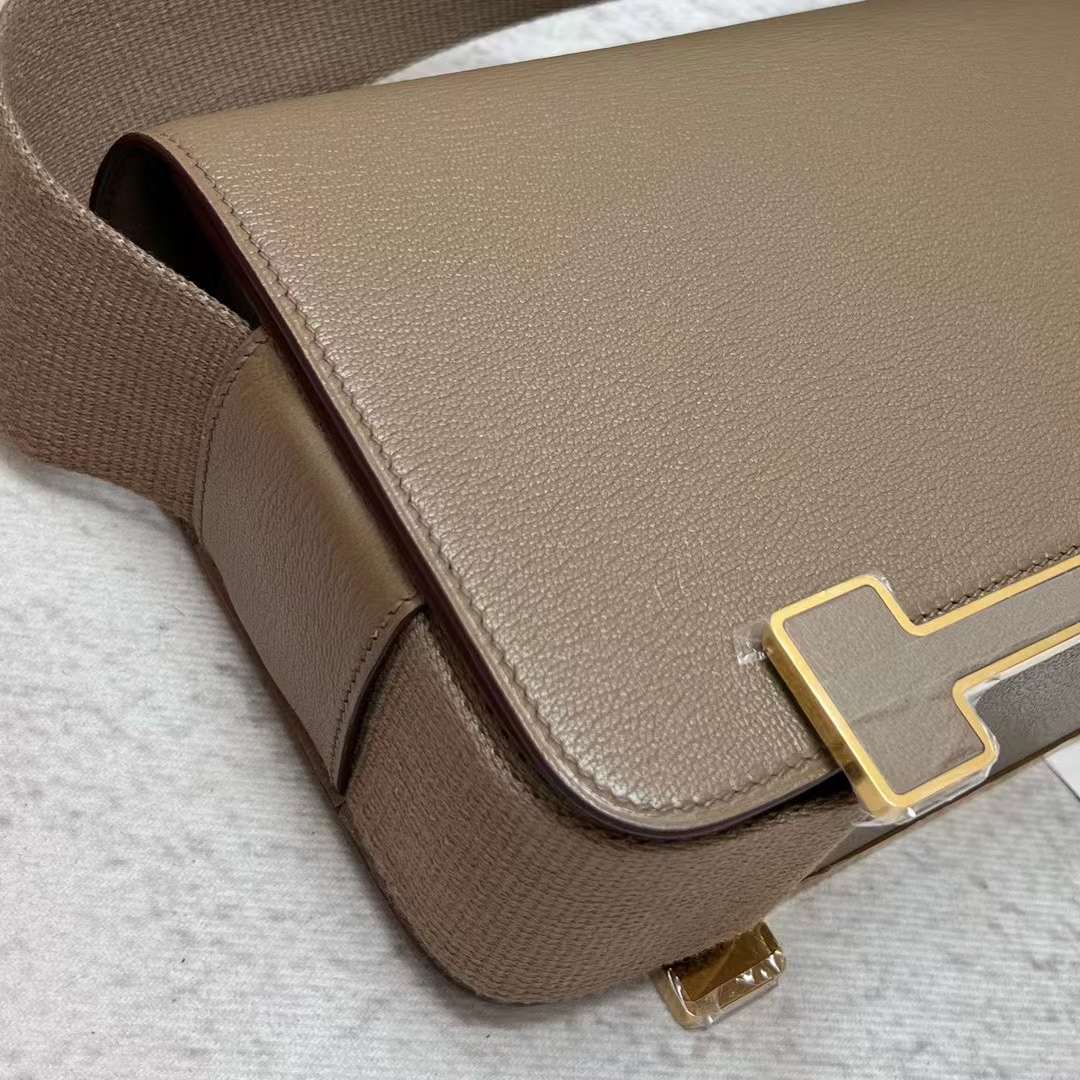 Hermès（爱马仕）Geta 木屐包 Chevre 进口山羊皮 Ck18 大象灰 金扣 20cm 全手工蜡线缝制 Ghw
