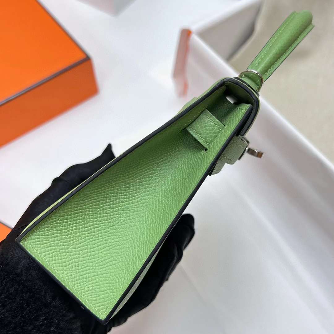 Hermès（爱马仕）Mini Kelly 迷你凯莉 Epsom i3 牛油果绿 银扣 19cm 全手工蜡线缝制 Phw