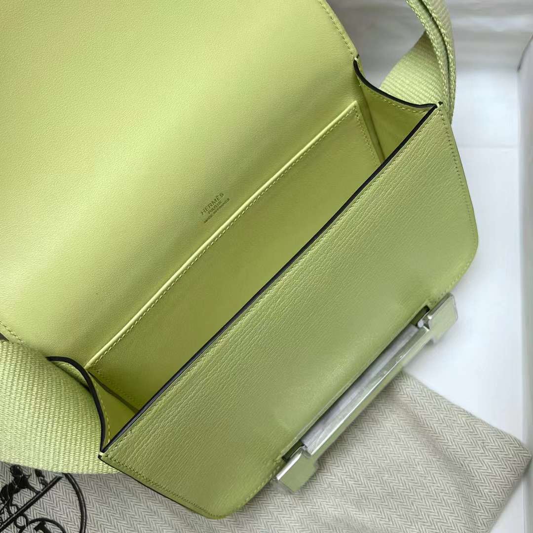 Hermès（爱马仕）Geta 木屐包 Chevre 进口山羊皮 R9 嫩芽黄 银扣 20cm 全手工蜡线缝制 Phw