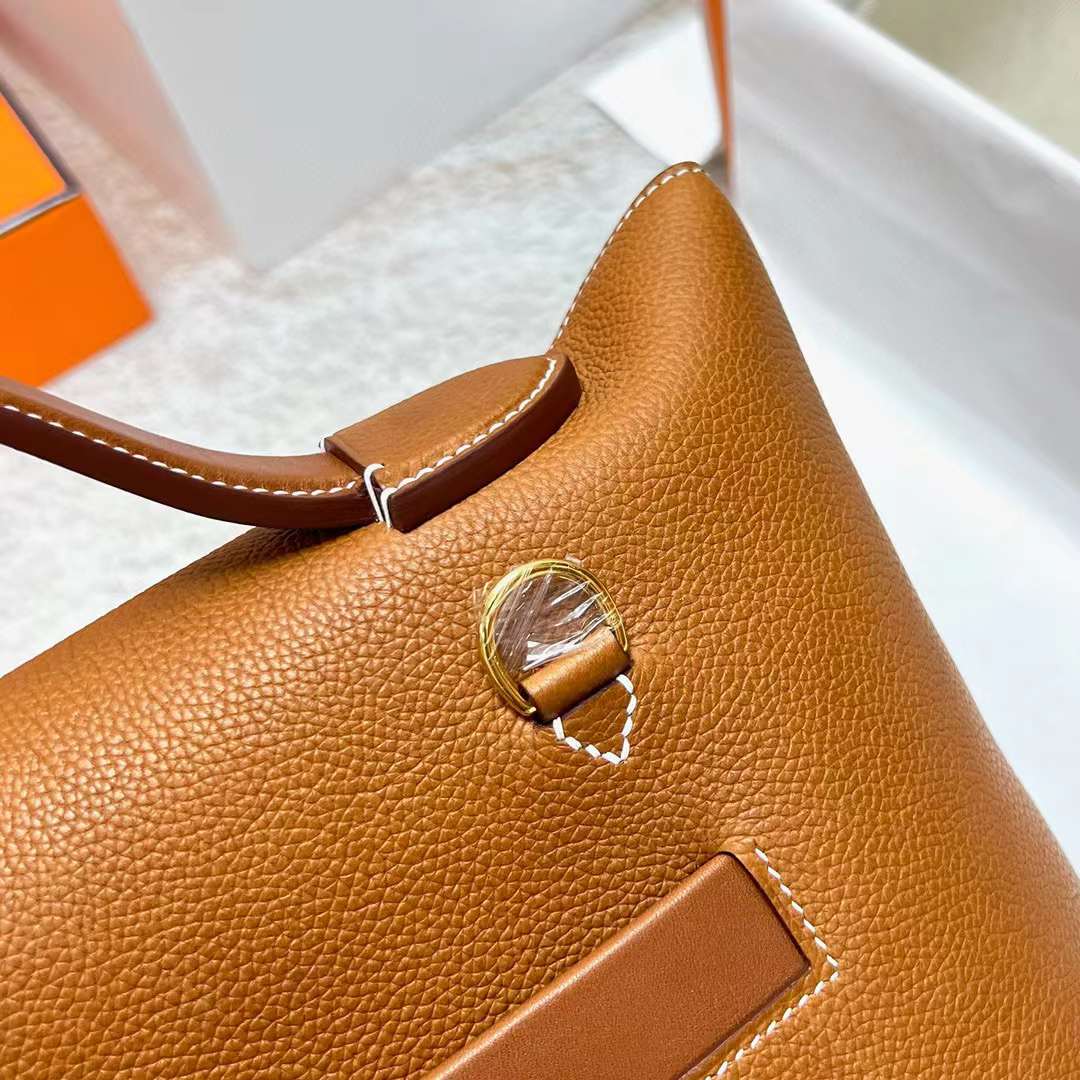 Hermès（爱马仕）Kelly 2424 Barenia 颗粒马鞍皮 拼 平纹马鞍皮 34 金棕色 金扣 29cm 全手工蜡线缝制 Ghw