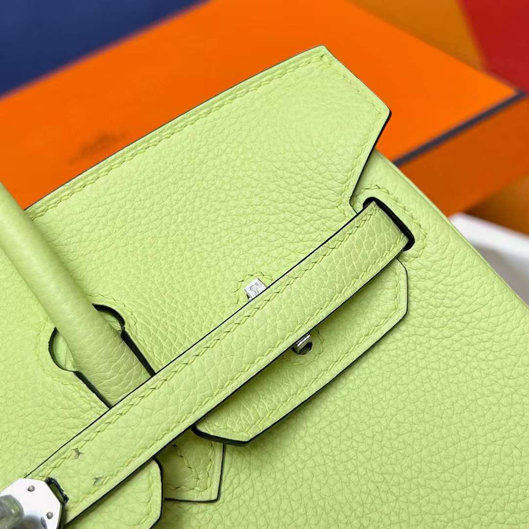 Hermès（爱马仕）Birkin 铂金包 Togo 御用原厂德国小牛皮 Y6 苦艾酒绿 Vert Absinthe 25cm 全手工蜡线缝制 Phw