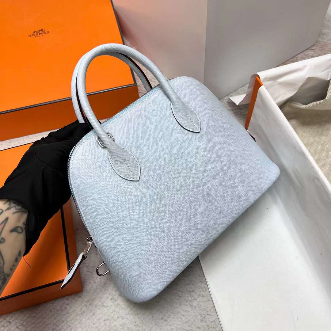 Hermès（爱马仕）Bolide 保龄球包 Epsom T0 雾蓝色 内拼 I2 奶油白 银扣 25cm 全手工蜡线缝制 Phw